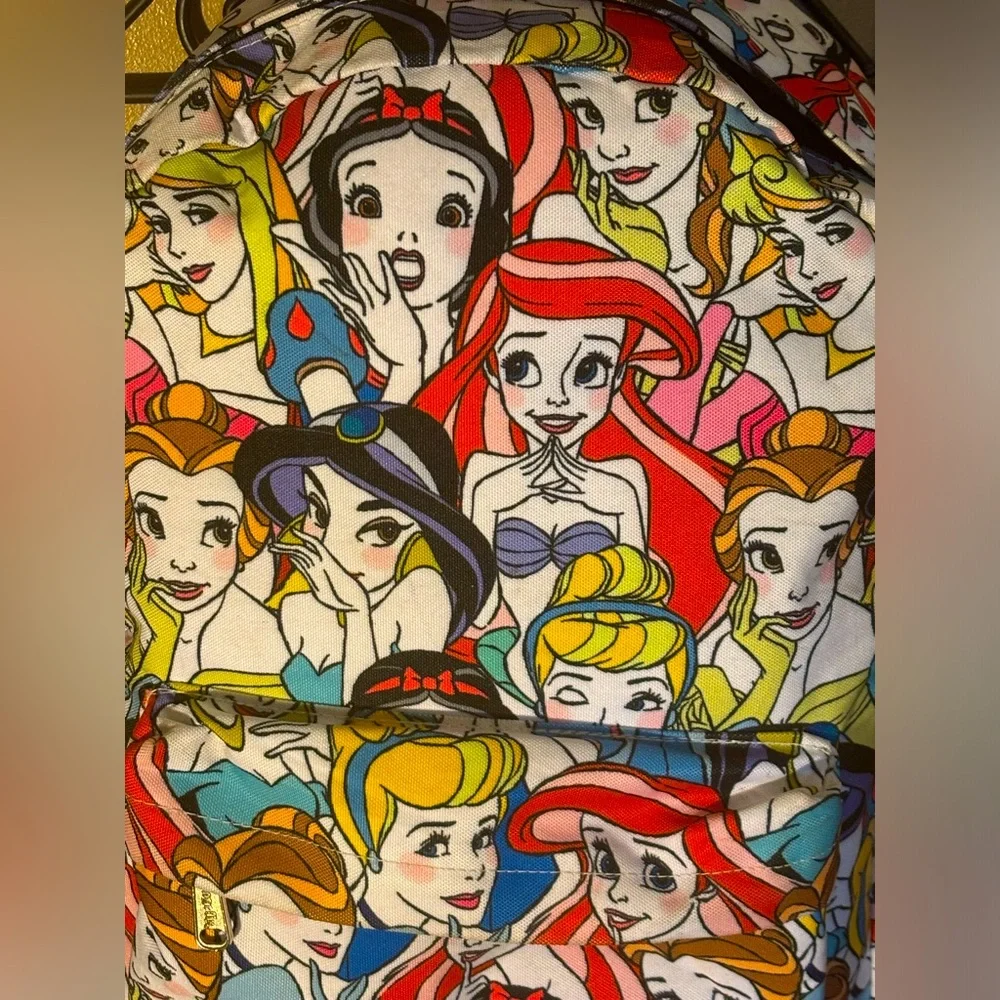 Loungefly Disney Princess All-Over-Print Full Size Backpack Rare EUC - Picture 5 of 13
